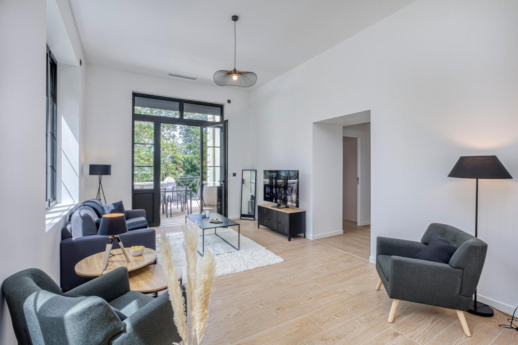 1 - Grand Appartement Spacieux Dans Un Chateau Du 17Eme Siecle, A 15Min De Lyon Vourles Exterior foto